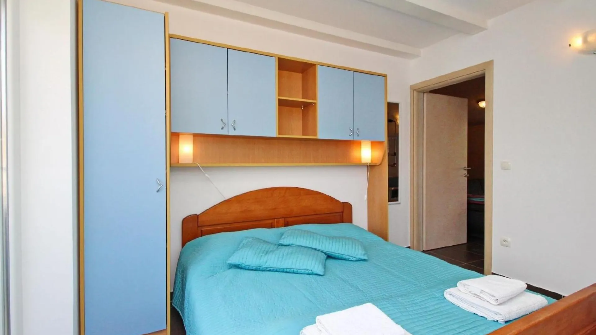 Wohnung In Baska Mit Eigenem Balkon - B44470 Croatia