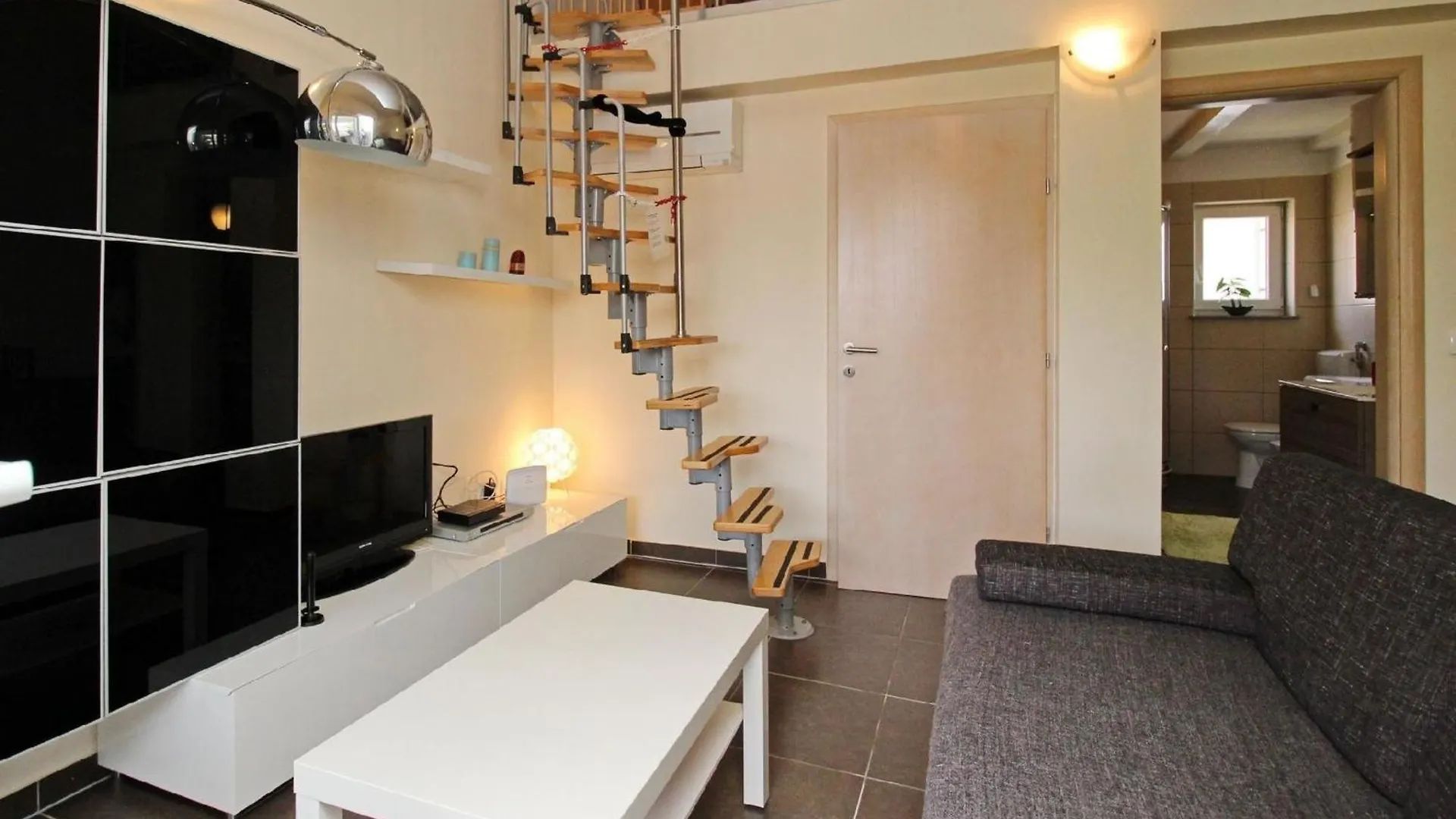 Wohnung In Baska Mit Eigenem Balkon - B44470 Apartment